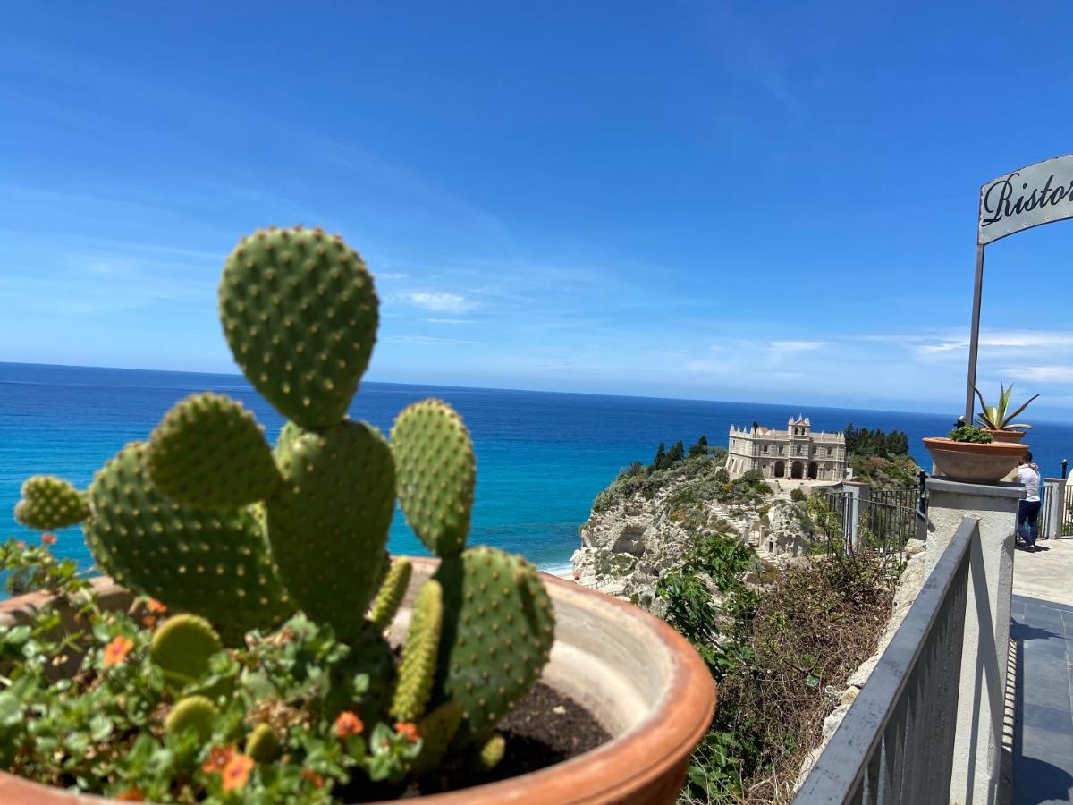 Terrazzo Del Borgo Bed and Breakfast Tropea Εξωτερικό φωτογραφία
